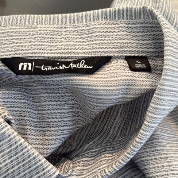 TRAVIS MATHEW PREMIUM COTTON BUTTON DOWN SHORT SLEEVE - Picture 7 of 7